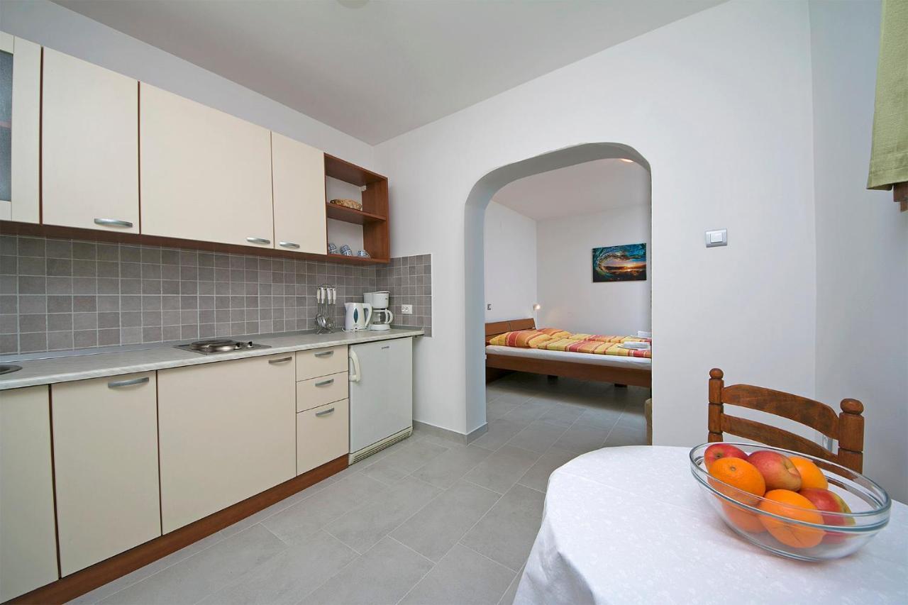 Adria Brela Apartments Exteriér fotografie