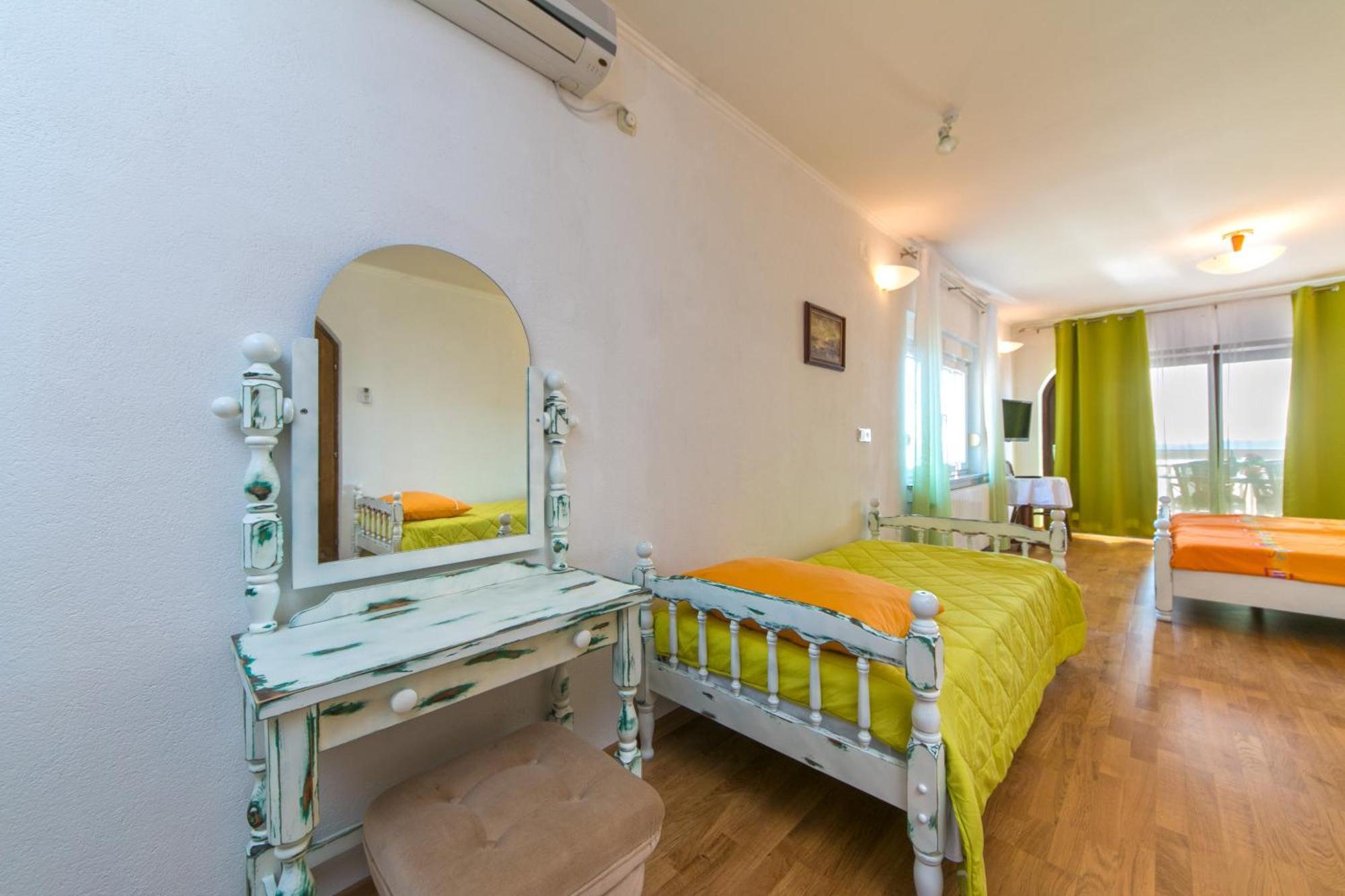 Adria Brela Apartments Pokoj fotografie
